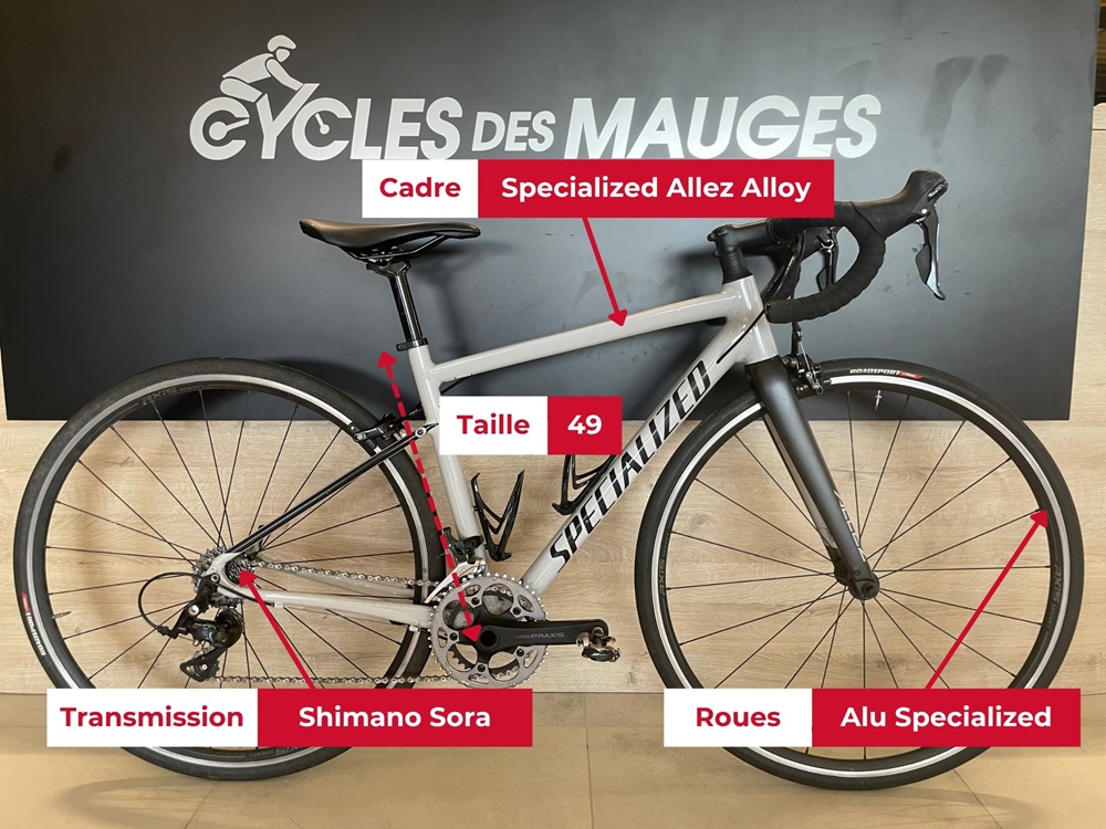 Vélo de route Specialized Allez reconditionné à vendre avec spécifications à vendre chez Cycles des Mauges (magasin de vélos entre Nantes et Cholet)